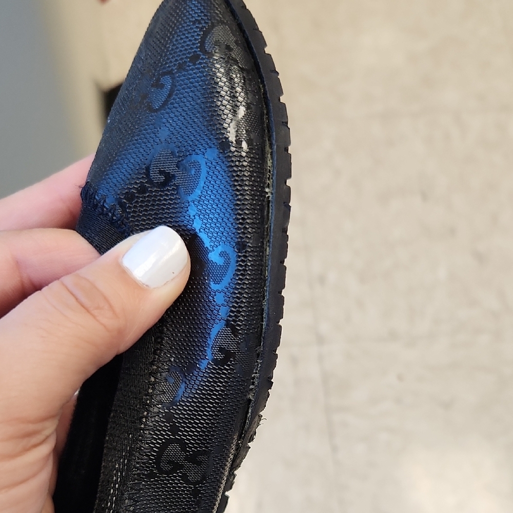 Gucci Women's Classic Black Flats - Picture 5 of 5